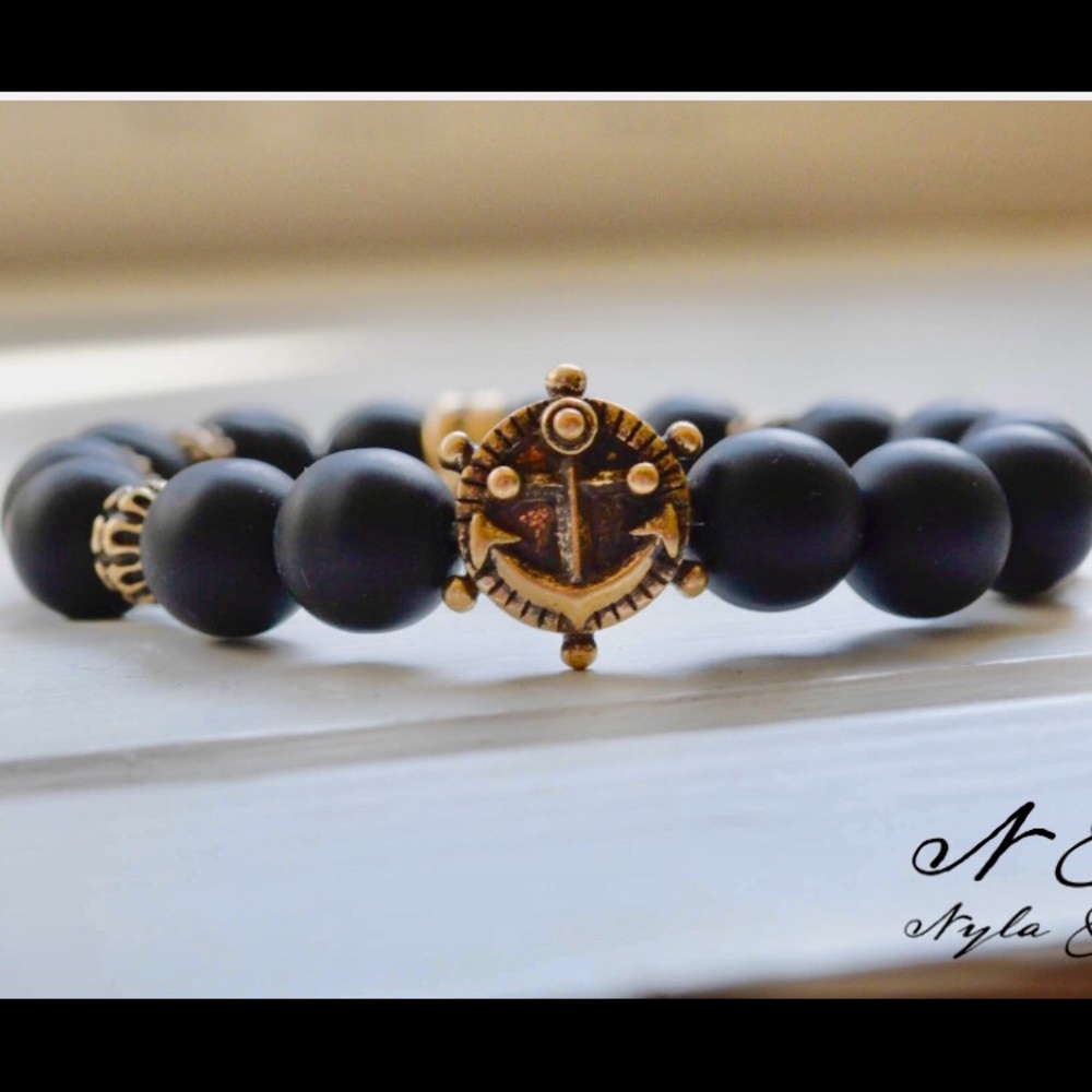 Stretch band marble bracelet, NWT. Antique brass